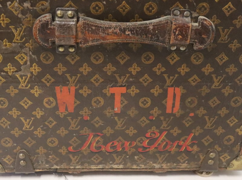 COUTURE. Louis Vuitton Monogrammed Steamer Trunk. - 7