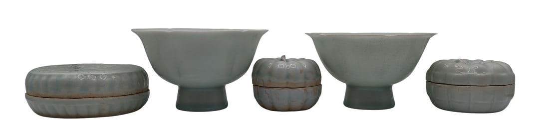 5 Piece Set of Qingbai Glaze Containers and Bowls. (1 of 20)