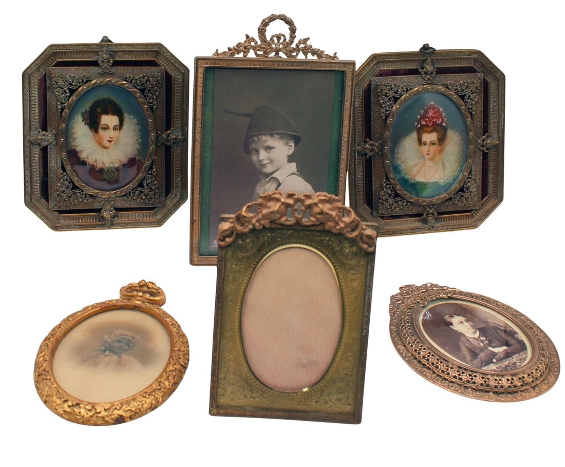 6 Antique Frames including 1 Carved Wood (1 of 10)
