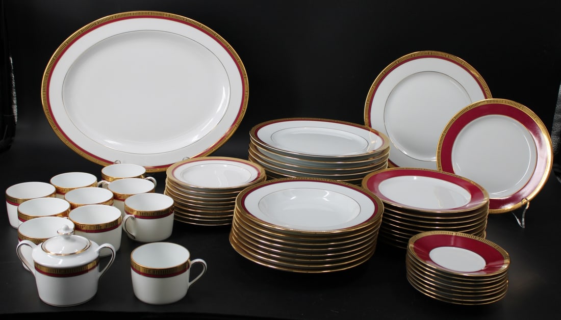 Large Set Of Bernardaud Limoges Madison (Carmine) (1 of 7)