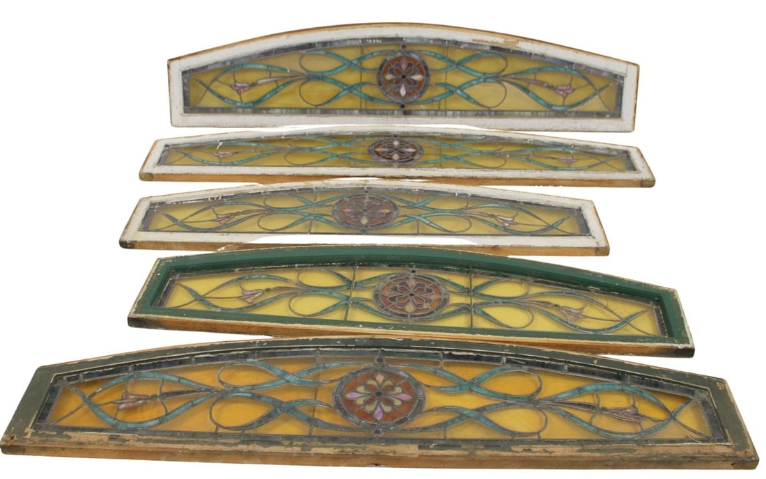 Lot Of 5 Antique Arch Top Leaded Glass Windows . (1 of 13)