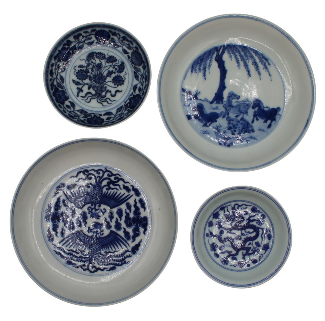 Collection of (4) Blue and White Porcelain Dishes. (1 of 20)