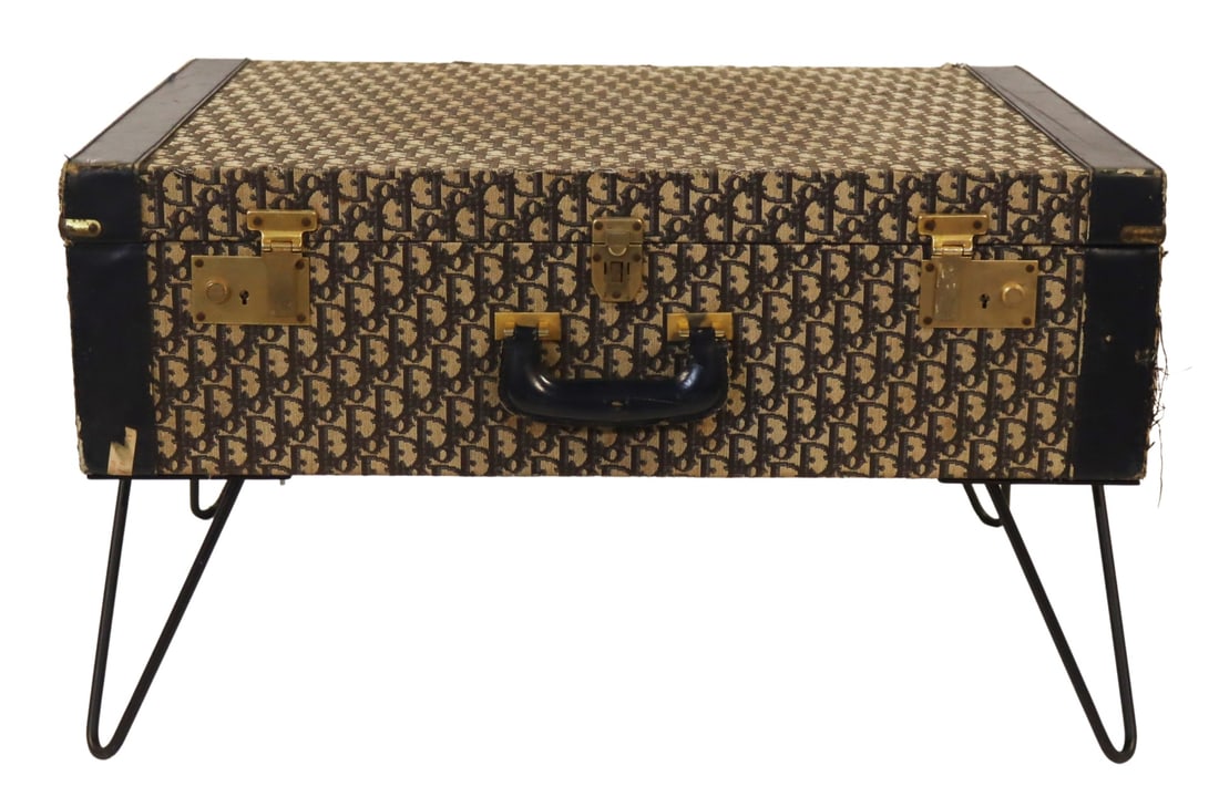 COUTURE. Christian Dior Hardcase Suitcase Table. (1 of 20)