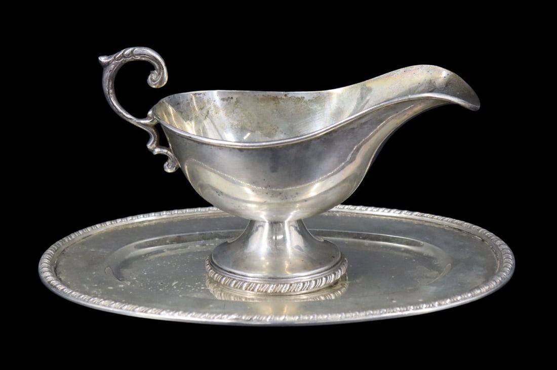 STERLING. Mexican Conquistador Sterling Gravy Boat (1 of 10)