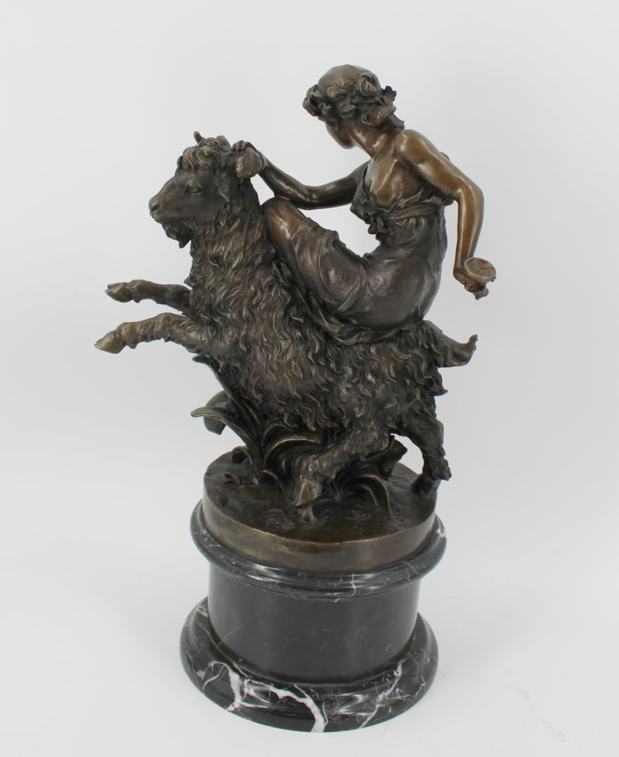 UNSIGNED Large Bronze Sculpture. - 2