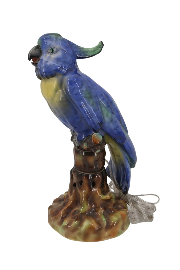 Vintage Porcelain Parrot As A Lamp: From a New Jersey estate. - Dimensions: 17.5" h