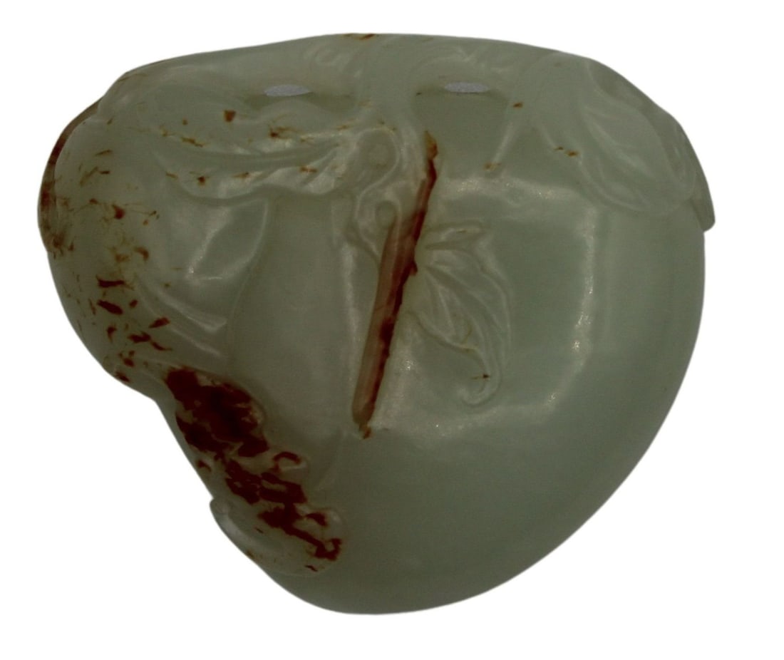 Chinese White Jade Longevity Peach Carving. (1 of 7)