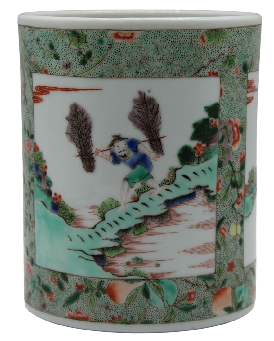 Chinese Wucai Porcelain Brush Pot with Figures. (1 of 10)
