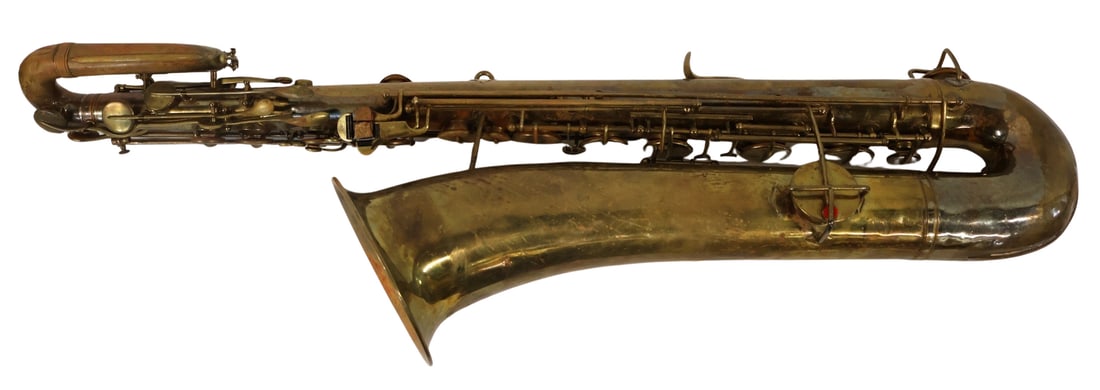 Buescher Aristocrat True-Tone Low Pitch Saxophone (1 of 9)