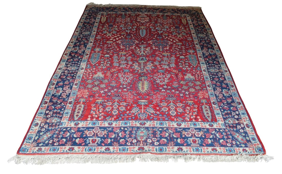 Vintage and Finely Hand Knotted Ardebil Carpet: From a Greenwich CT estate. - Dimensions: 5ft 9" x 8ft 10"