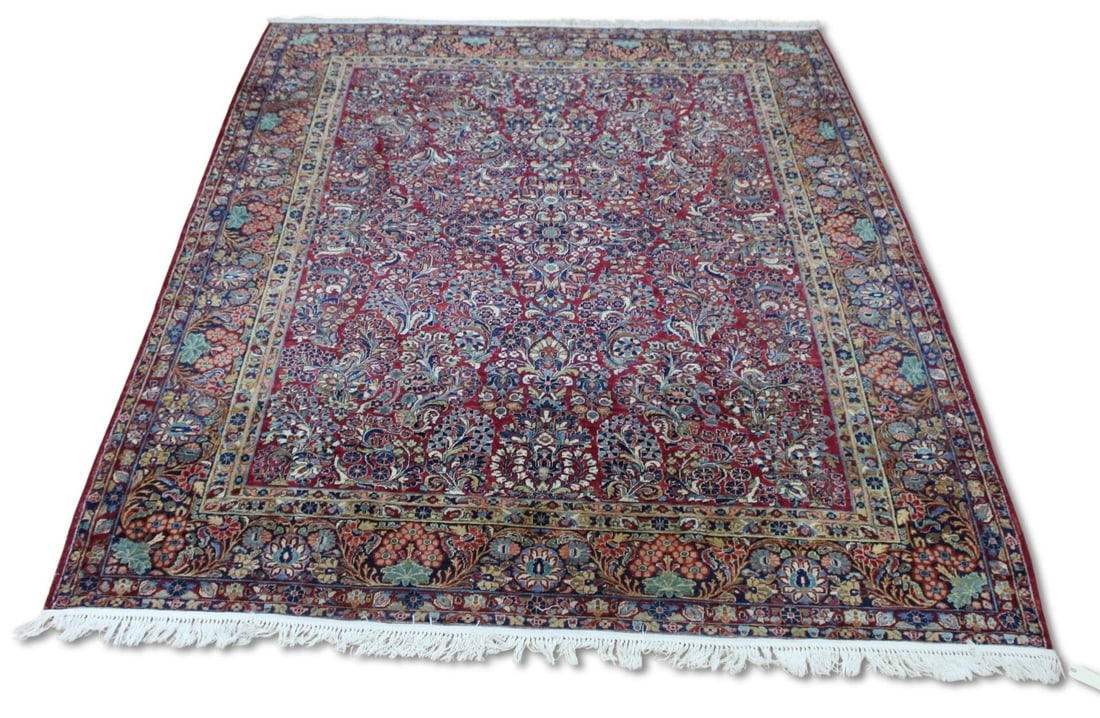 Vintage & Finely Hand Knotted Sarouk Style Carpet. (1 of 11)