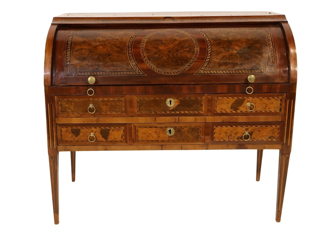 18th/19th C Italian Barrel & Leathertop Desk. (1 of 8)