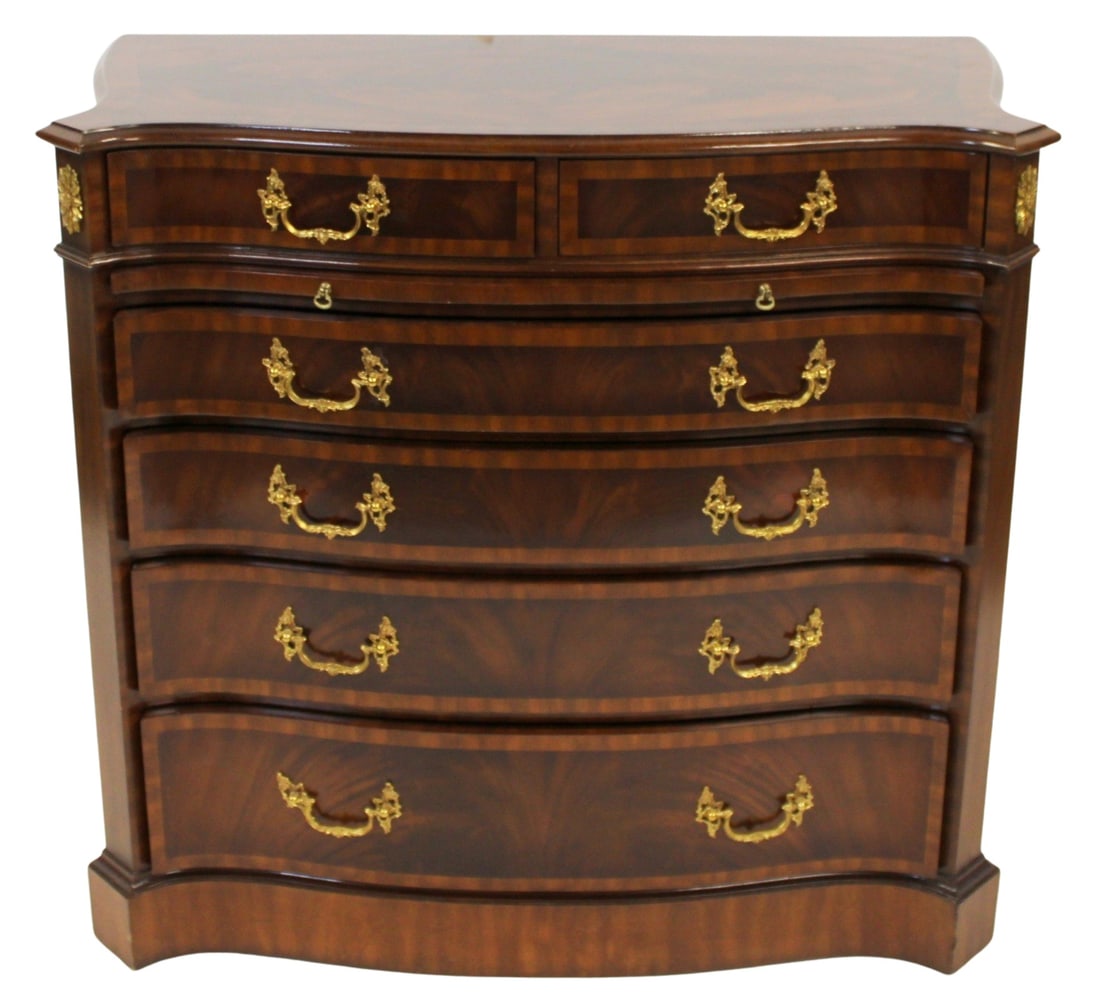 Maitland Smith Mahogany Banded Dresser.: 2 over 4 drawer dresser with pullout, banding, and small bronze mounts. From an Ossining, NY estate. - Dimensions: 34.5" x 36.5" x 17.25"