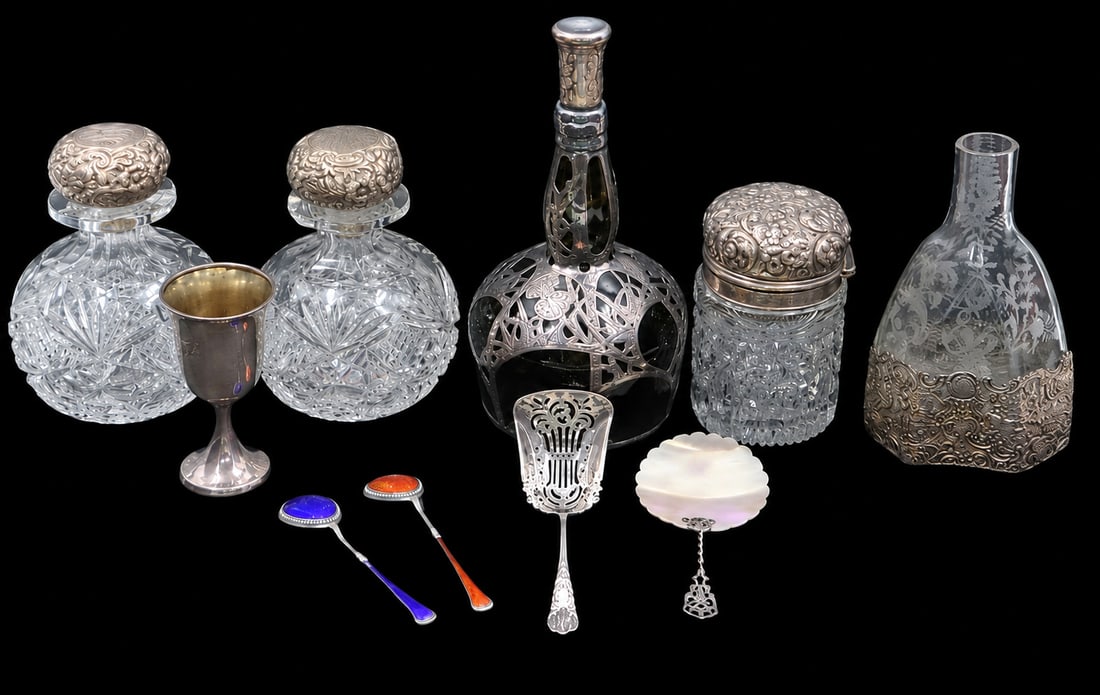 SILVER. Assorted Sterling Mounted Items & Flatware (1 of 20)