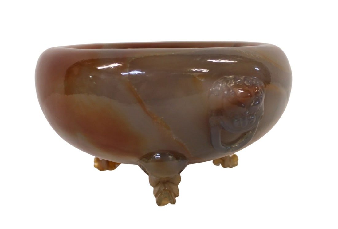 Chinese Carved Agate Footed Bowl with Foo: Lion Handles. From the estate of a 50+ year antique dealer specializing in decorative arts with an emphasis on Opaline glass boxes. - Dimensions: 4" h x 8" in diameter.