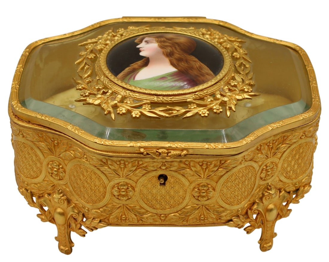 Antique Gilt Metal Casket Box with Beauty. (1 of 19)