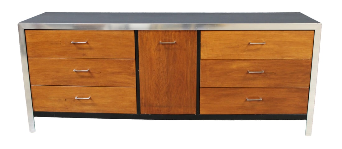 Midcentury Dresser with Ebonized Top & Chrome Trim: Quality and good looking with drawers and pull outs. From the estate of a 50+ year antique dealer specializing in decorative arts with an emphasis on Opaline glass boxes.