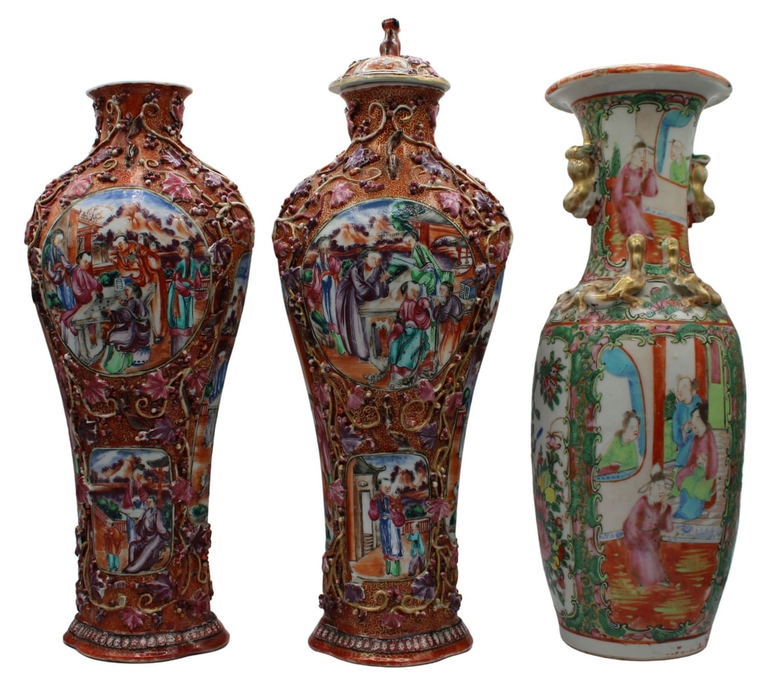 Pair of Antique 18th C Chinese Rose Mandarin Urns. (1 of 20)