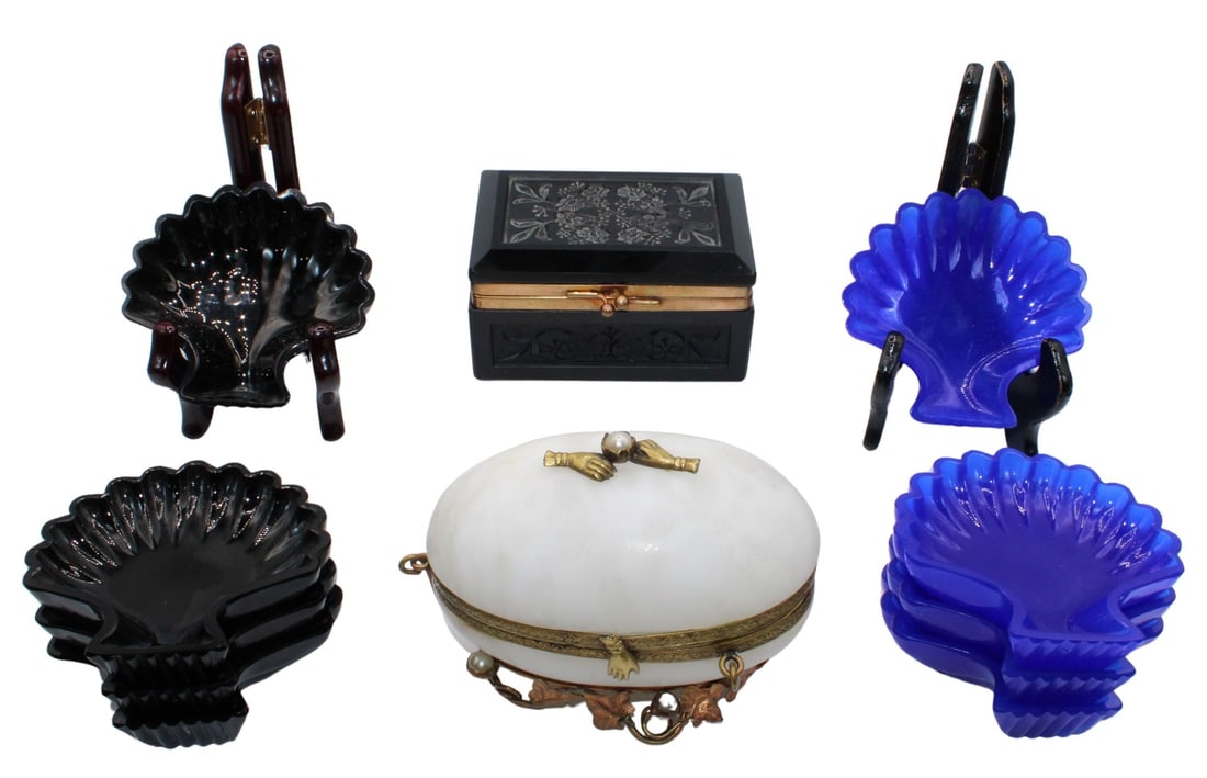 Antique Grouping of (2) Boxes and (8) Shell Dishes (1 of 19)