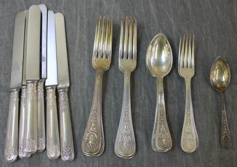 STERLING. Partial Odiot "Laetitia" Flatware Set.: Includes 6 dinner knives, 6 dinner forks, 3 tablespoons, 2 luncheon forks, and 1 teaspoon. Total weight is approximately 32 troy oz, excluding the knives with stainless blades. From a NYC home.