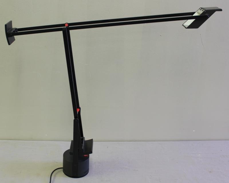 Richard Sapper Tizio Artemide Desk Lamp.: Made in Italy. From a Bronx, NY home. Dimensions: approx. 29.675" at widest point x 4.5" deep x 26.5" high.