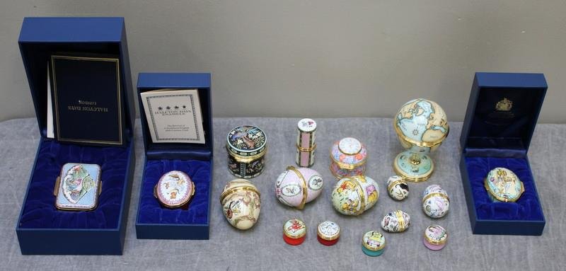 Halcyon Days Decorative Boxes.: 3 with original boxes. Total of 17 pieces. From a Bedford Corners, NY estate.