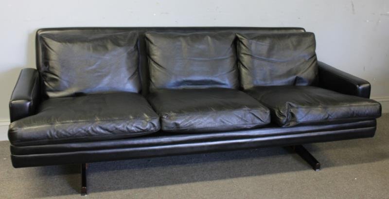 Midcentury Fredrik Kayser for Vatne Mobler Sofa.: Black leather with great low profile on rosewood bases. Labeled to underside front rail. From a Manhattan, NY estate. Dimensions: 74" w x 31" d x 26" h. Condition: Very Good.