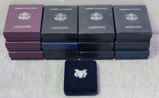 America Eagle Proof Silver Collection.: 14 pcs. 1989, 1990, 1991, 1993, 1994 (no outer box), 1997 (x3), 2000 (x4), 2001, 2005. From a Bronxville, NY estate.