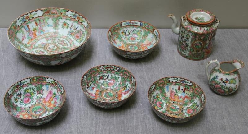 Vintage Lot of Chinese Famille Rose Porcelain. (1 of 5)