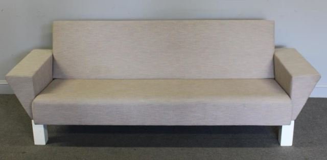 Midcentury Ettore Sottsass for Knoll Sofa. (1 of 5)
