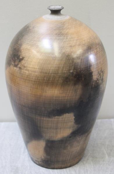 Nancee Meeker 1981 Pit Fired and Etched Vase. (1 of 6)