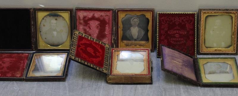 Group of 6 Cased Daguerreotype Image Photos. (1 of 6)