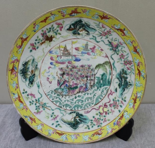 Well Decorated Chinese Charger. (1 of 8)