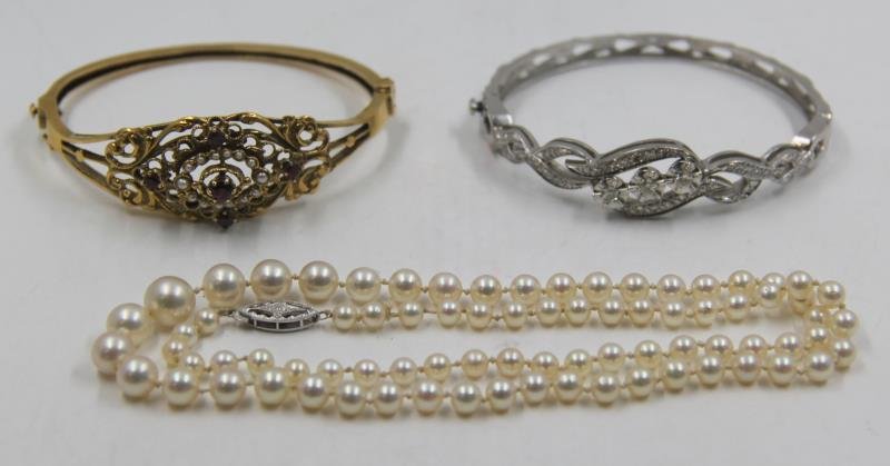 JEWELRY. Miscellaneous Gold and Pearl Grouping. (1 of 7)