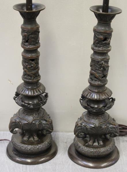 Pair of Ornate Bronze Meiji Japanese Lamps. (1 of 10)