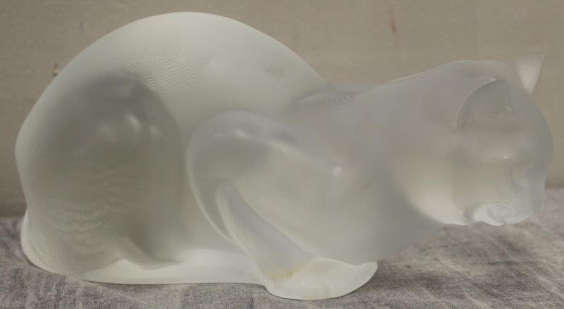LALIQUE. Cat. (1 of 4)