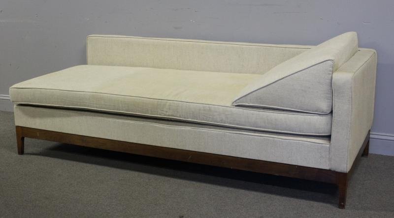 Midcentury Edward Wormley Style Day Bed. (1 of 5)