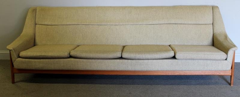 Midcentury Dux Four Seat Sofa. (1 of 4)