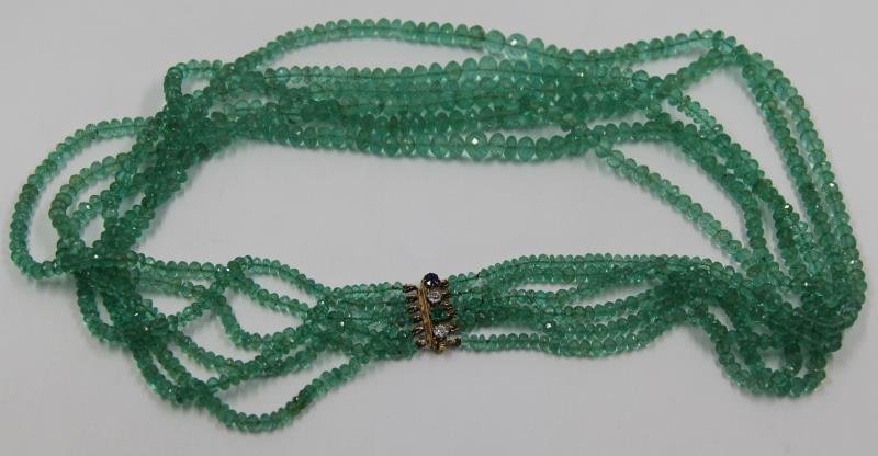 JEWELRY. Emerald Beaded Necklace with 18kt Gold (1 of 5)