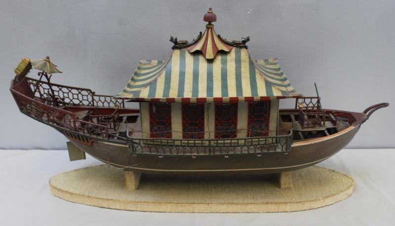An Antique Chinese Junk Ship Model (1 of 8)