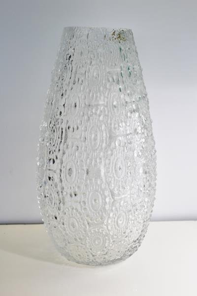 Large Midcentury Textured Glass Vase. (1 of 5)