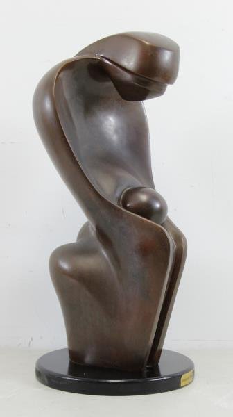 SENDOWSKI, Moshe. Bronze. "Motherhood". (1 of 8)