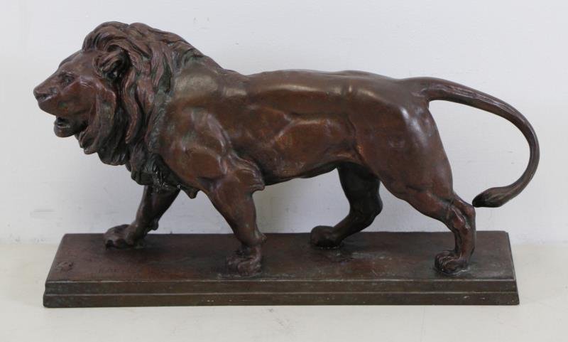 BARYE. Patinated Bronze "Lion Qui Marche". (1 of 6)