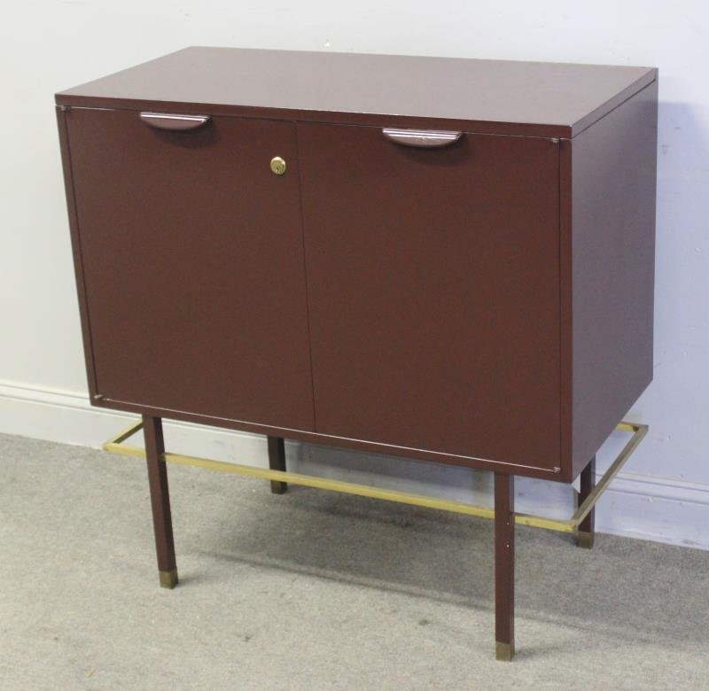 Midcentury Harvey Probber Lift Top Bar Cabinet. (1 of 5)