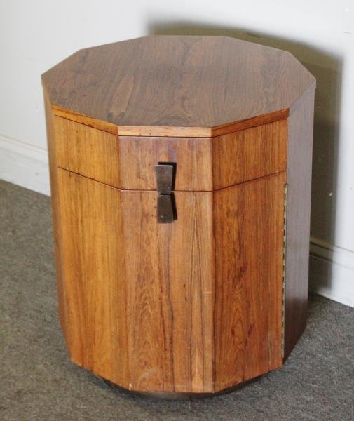 Midcentury Harvey Probber Pedestal Bar. (1 of 4)