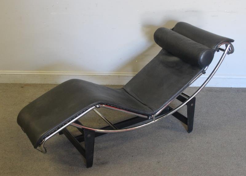 Midcentury Le Corbusier LC4 Chaise Lounge Chair. (1 of 4)