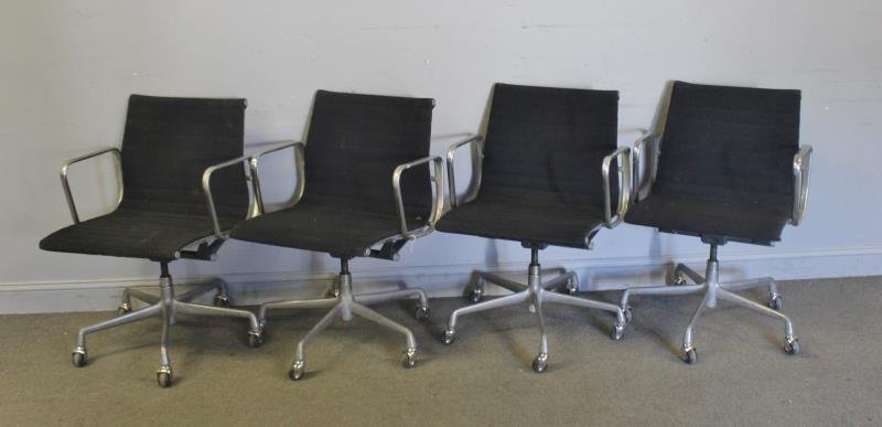 Midcentury Set of 4 Eames; Knoll Executive Chairs. (1 of 3)