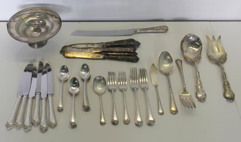 STERLING. Assorted Grouping of Flatware and (1 of 6)
