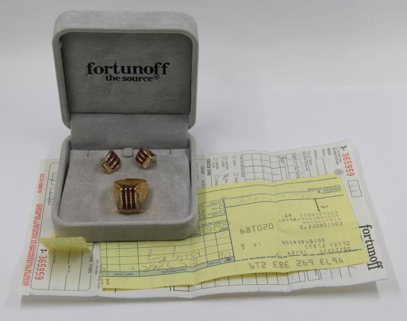 JEWELRY. Krypell 18kt Gold, Ruby and Diamond Ring. (1 of 10)