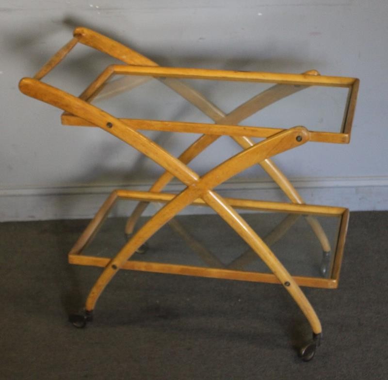Midcentury Cassina Italian Bar / Tea Cart. (1 of 3)